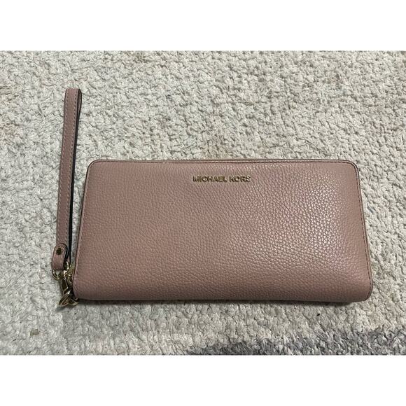 Michael Kors Pebbled Leather Jet Set Travel Continental Wristlet Wallet Pink - Picture 1 of 12